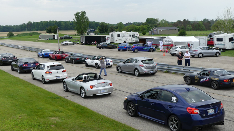 Illustration for article titled Gingerman Track Day Photo Dump!